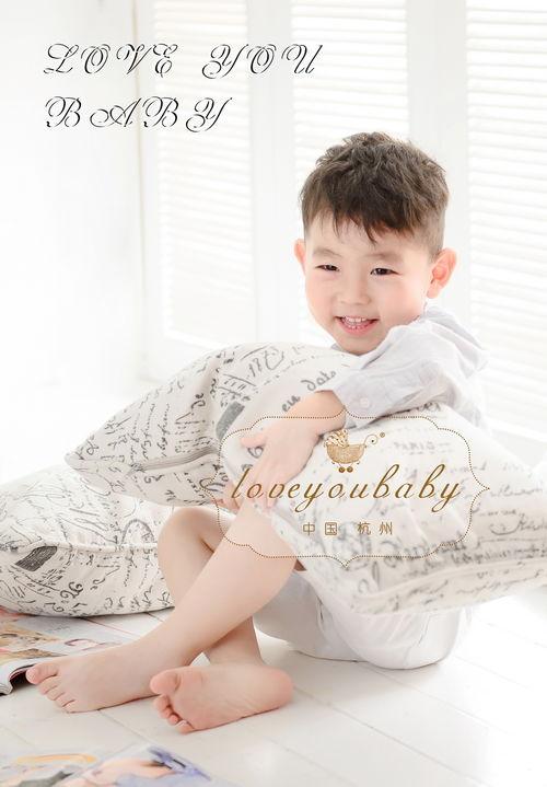 宝贝男孩,成长路上的温馨陪伴